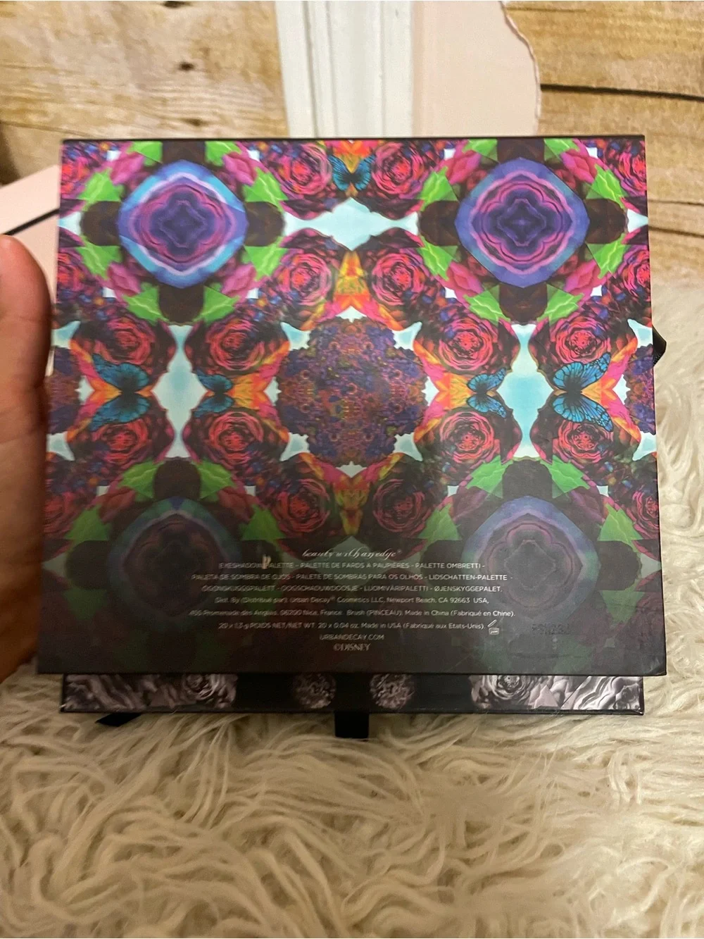 Urban Decay Alice Through the Looking Glass Eyeshadow Palette Limited Edition